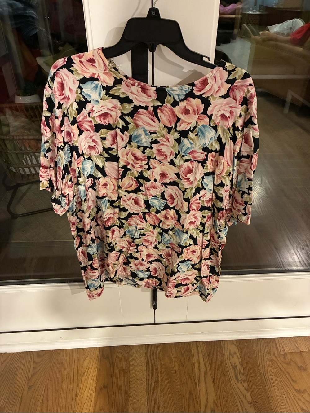 Floral Short-Sleeve Women's Top in Black with Pink Rose Print